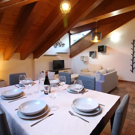 Attico Dell'aquila Lejlighed