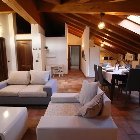 Lejlighed Attico Dell'aquila *